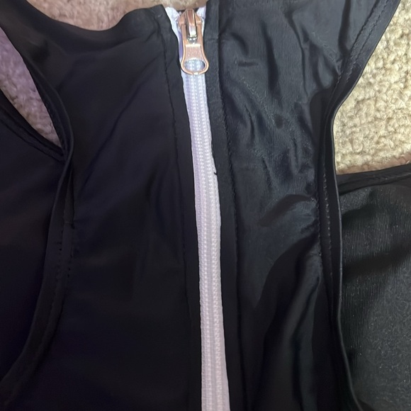 BNWOT 2 piece swimming suit XL - Picture 7 of 10